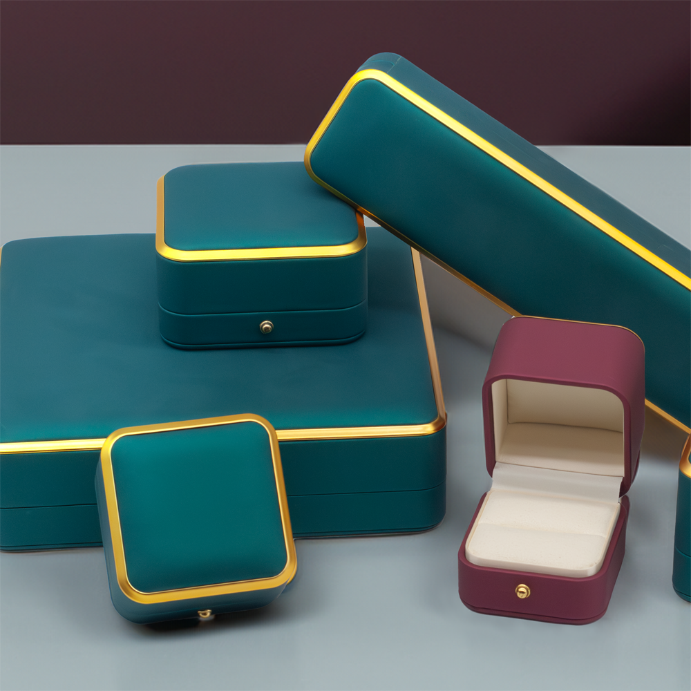 Plastic Box - LK Collection